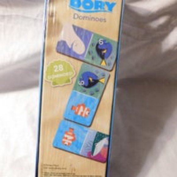 Disney Pixar's Finding Dory Dominoes NEW - Picture 2 of 4